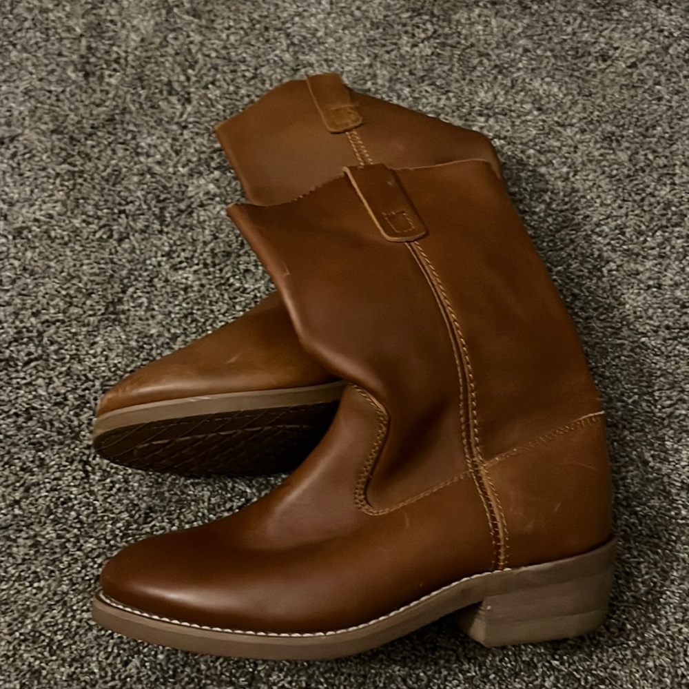 Brown Cowboy boots